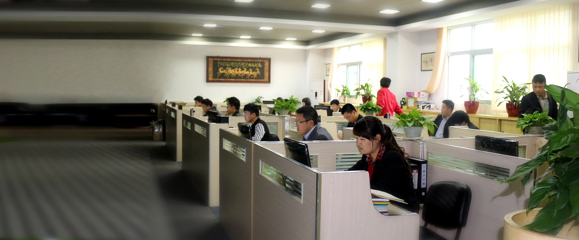 24小時(shí)快速響應(yīng)服務(wù)