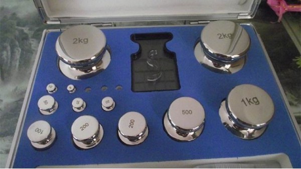 砝碼在校準中的使用作用分析