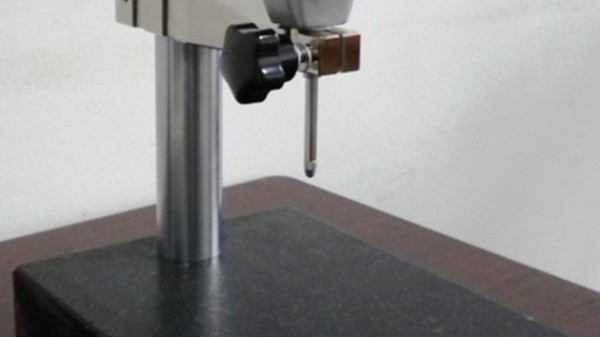 怎么校準(zhǔn)高度規(guī)的指針