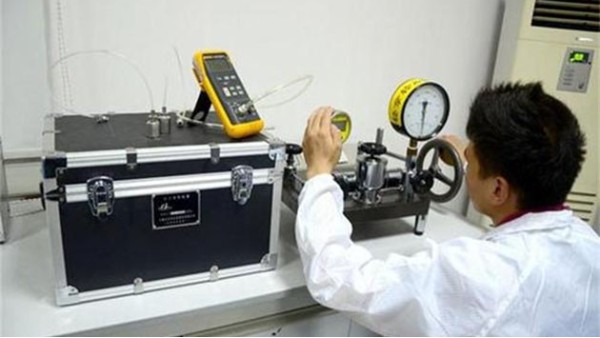 萬用表計(jì)量校準(zhǔn)注意事項(xiàng)