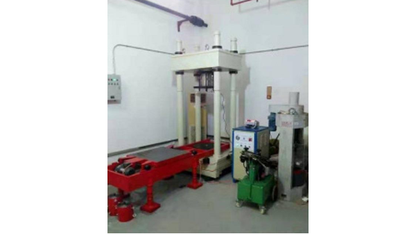 千斤頂計量校準(zhǔn)的重要性