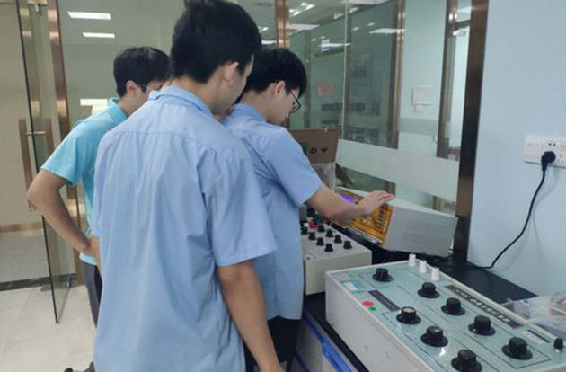 儀器校準(zhǔn)保證了企業(yè)儀器設(shè)備的準(zhǔn)確性