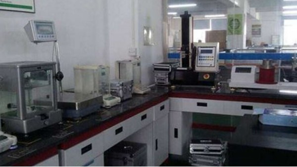 分度頭卡盤中心高如何校準